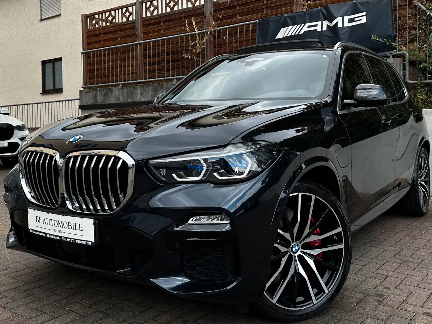 BMW X5 xDr45e M Sport PANO-SKY*NightV*Sitzkl*Massage Nero - 1