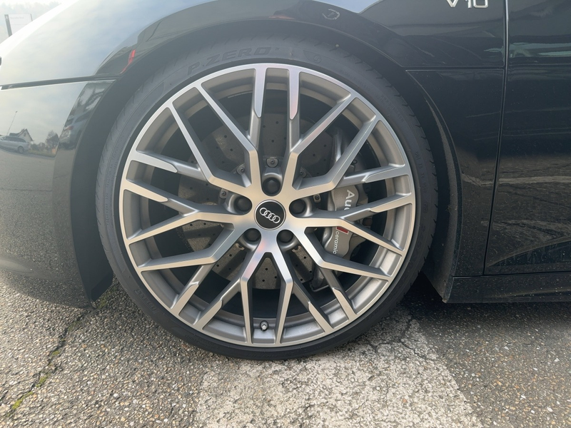 Audi R8 5.2 FSI V10 plus quattro B&O,Sport AGA, Laser — photo 14