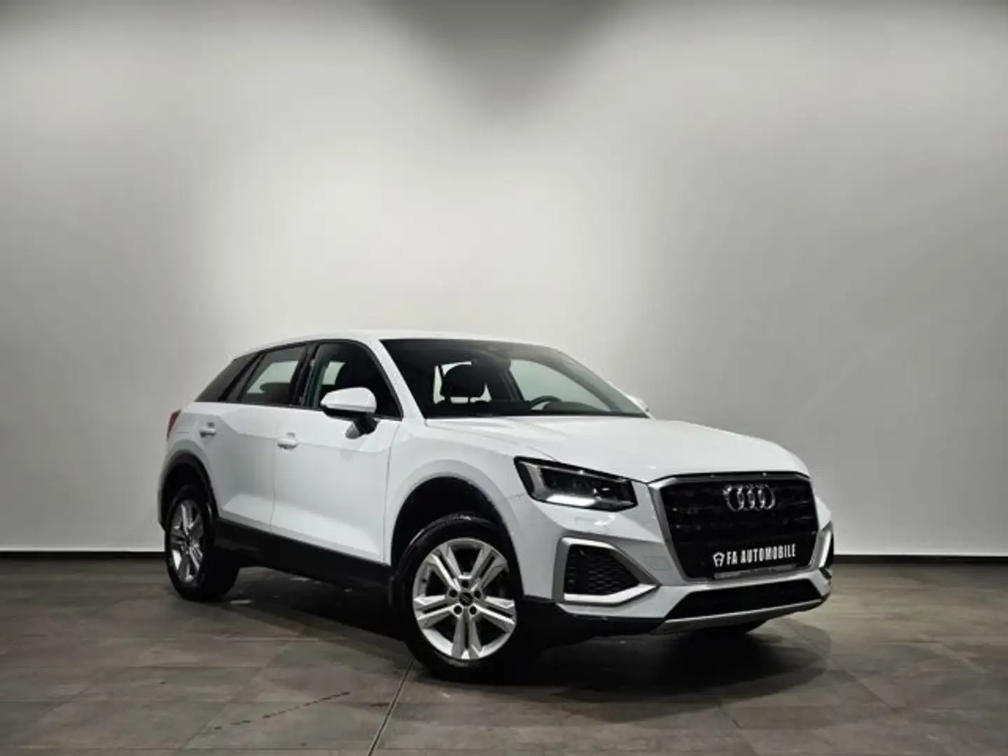 Audi Q2 35 TFSI Virtual Kamera StandheizungSportsitze Beyaz - 2