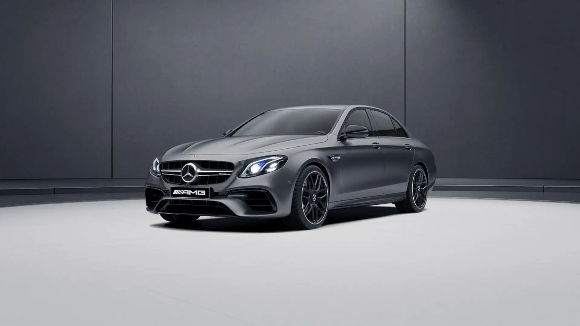Mercedes-Benz E 63 AMG E 63 S AMG 4M+ #MANUFAKTUR #NIGHT-PAKET #MATT Grau - 1
