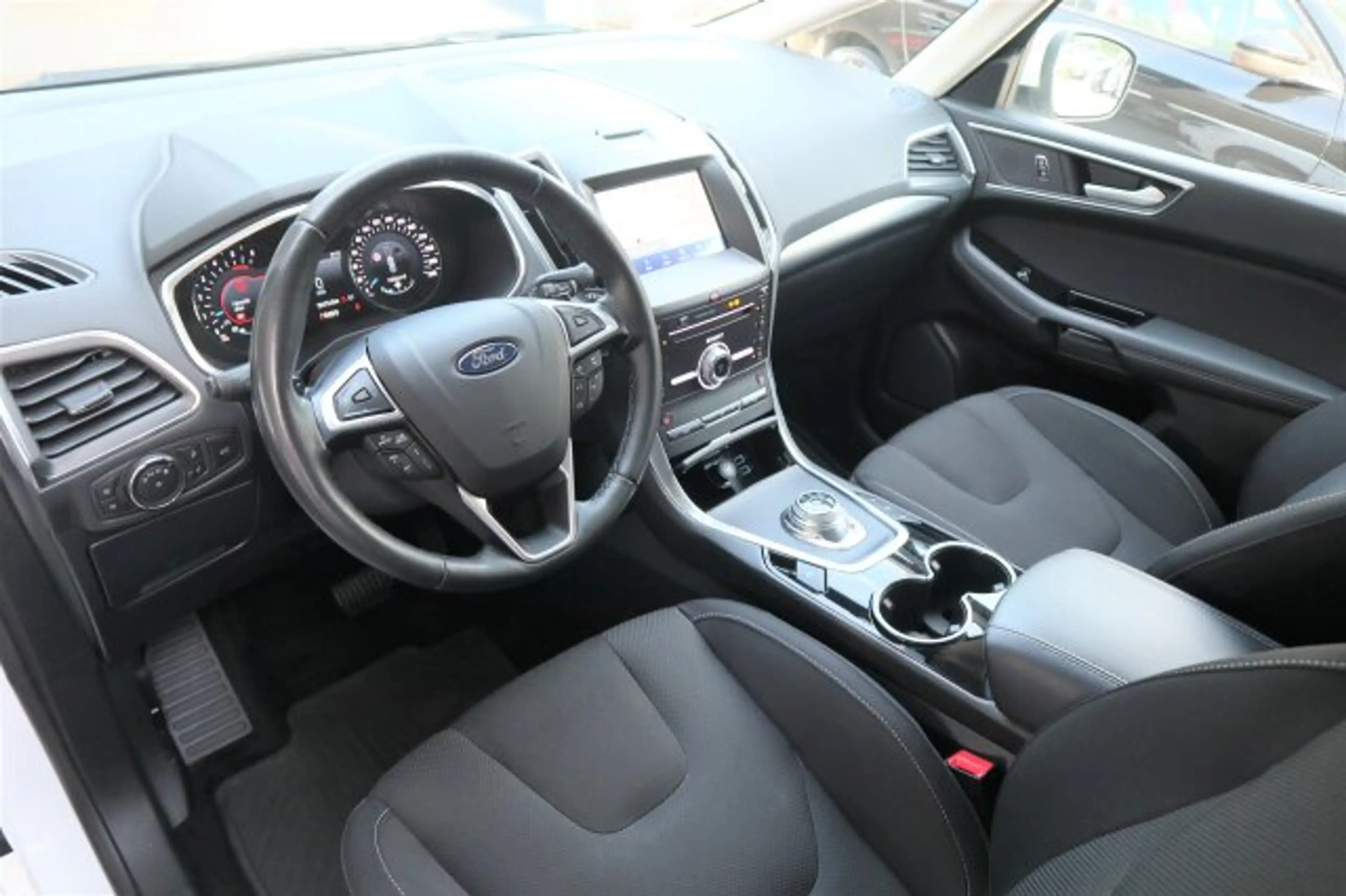 Ford S-Max S-Max 2.0 EcoBlue Titanium Titanium S Navi/Autom. — photo 7