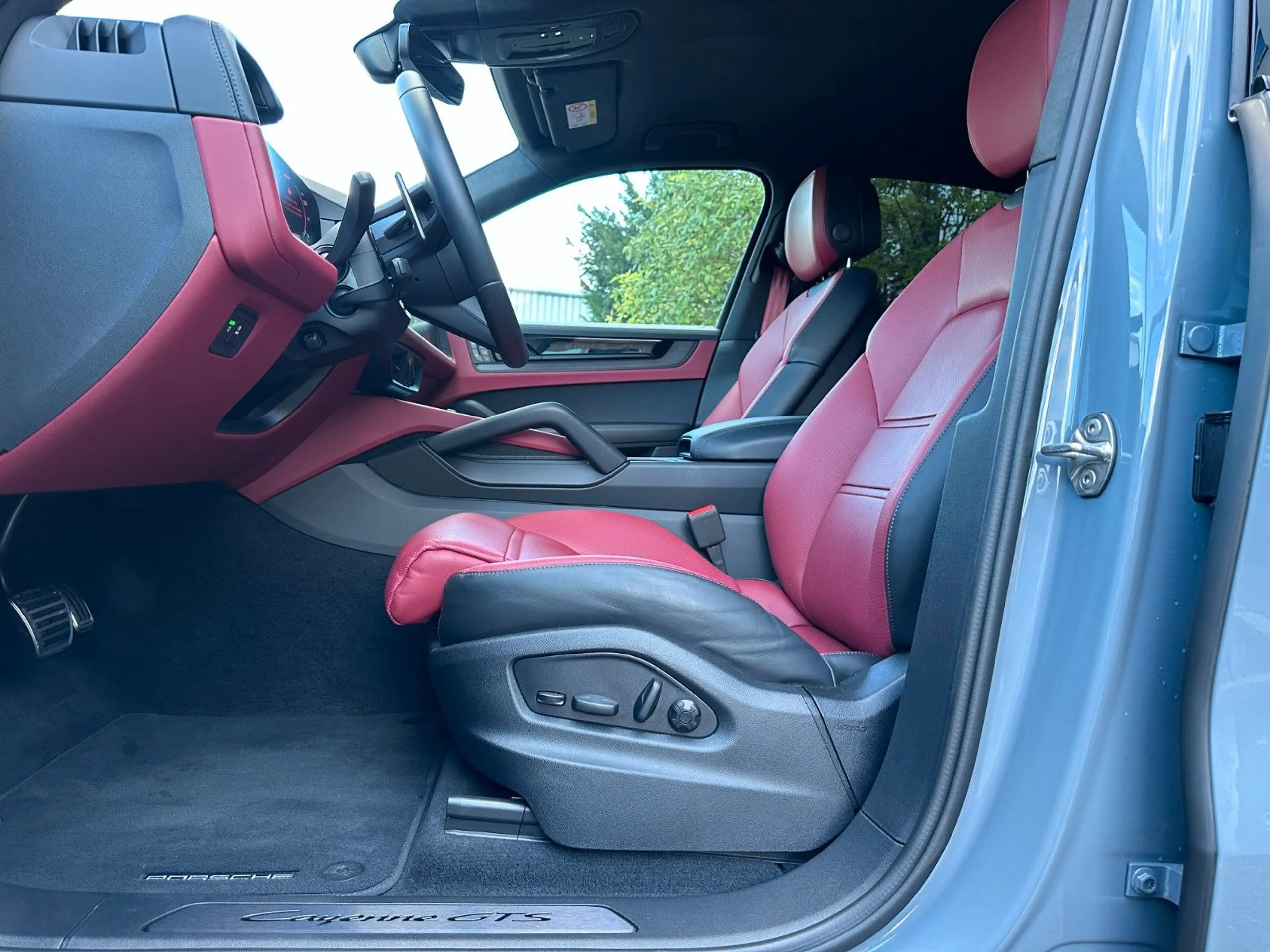 Porsche Cayenne GTS | BOSE | SOFTCL.|PASM | 22"| Usw | — photo 13