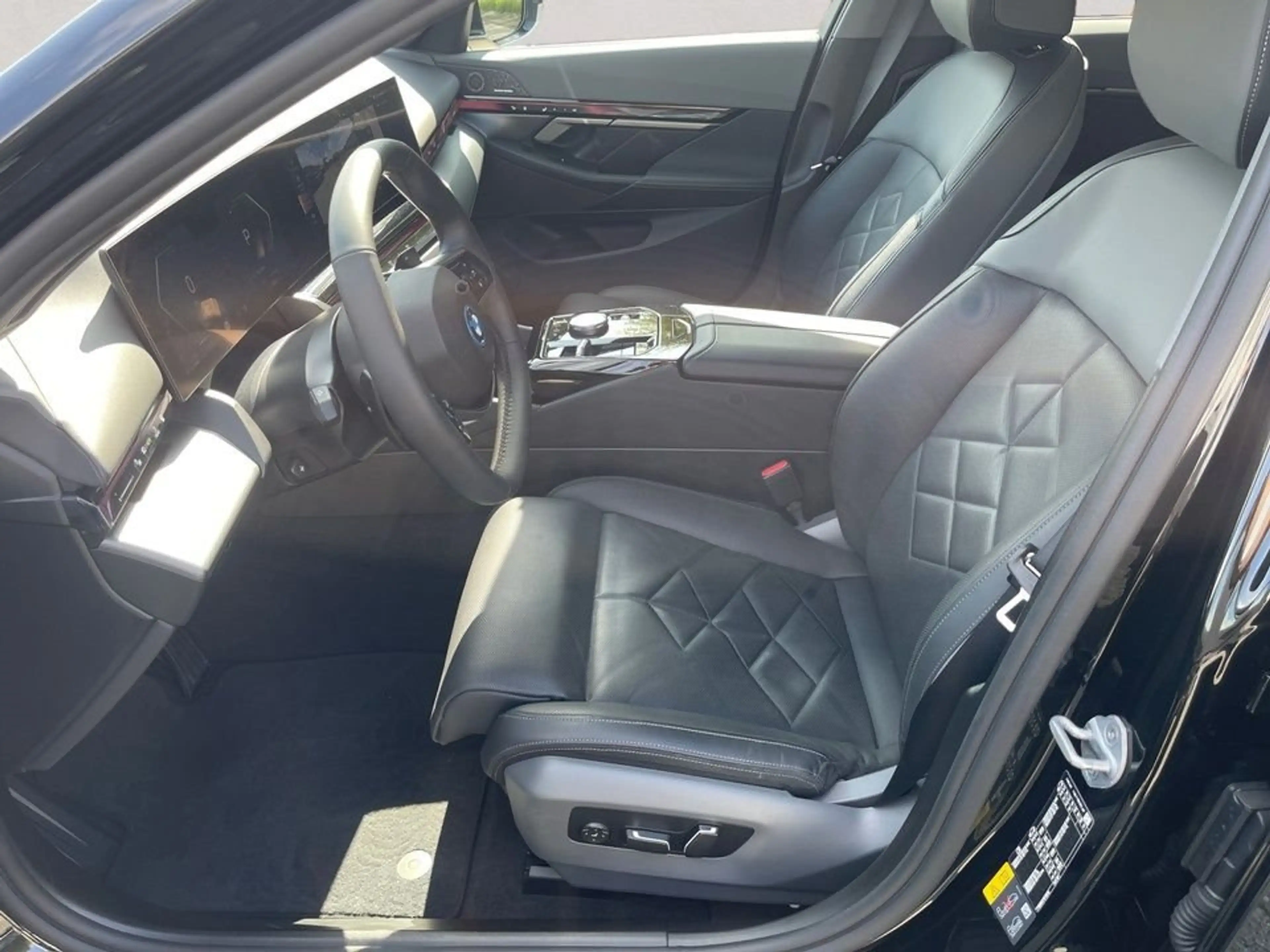 BMW 550 e xDrive + GARANTIE-bis-01.2030 — photo 10