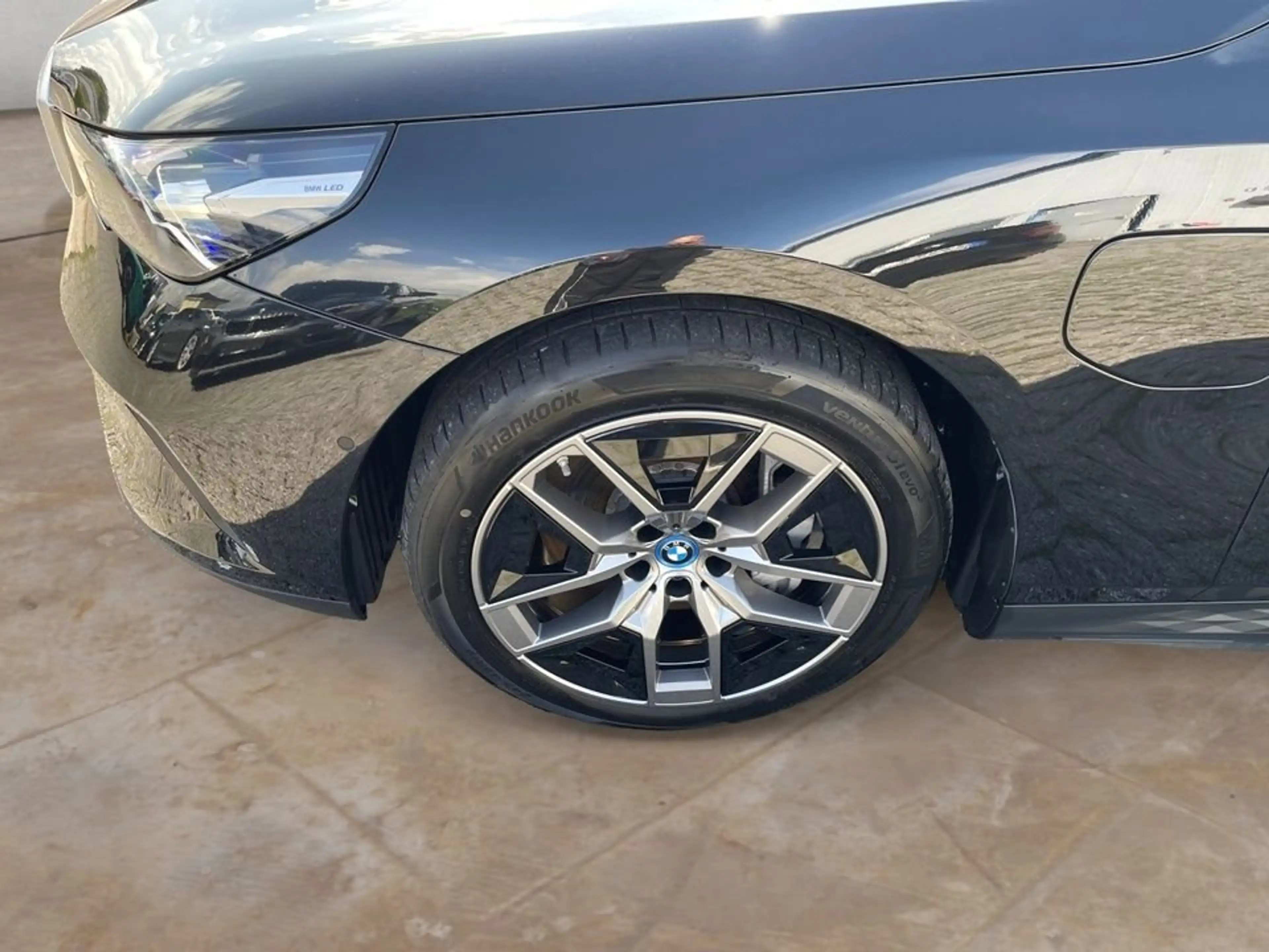 BMW 550 e xDrive + GARANTIE-bis-01.2030 — photo 3