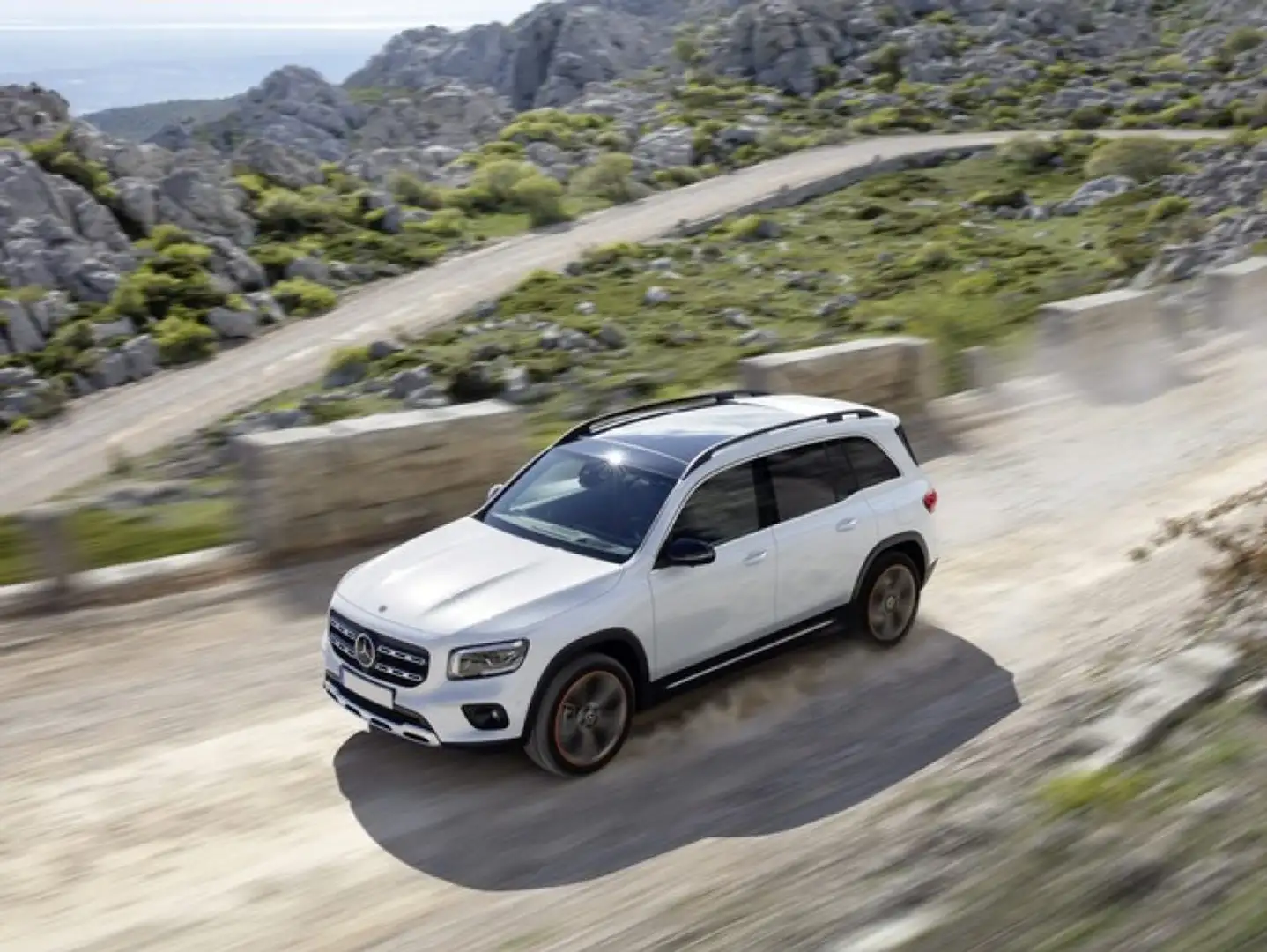 Mercedes-Benz GLB 200 Automatic Sport Bianco - 2