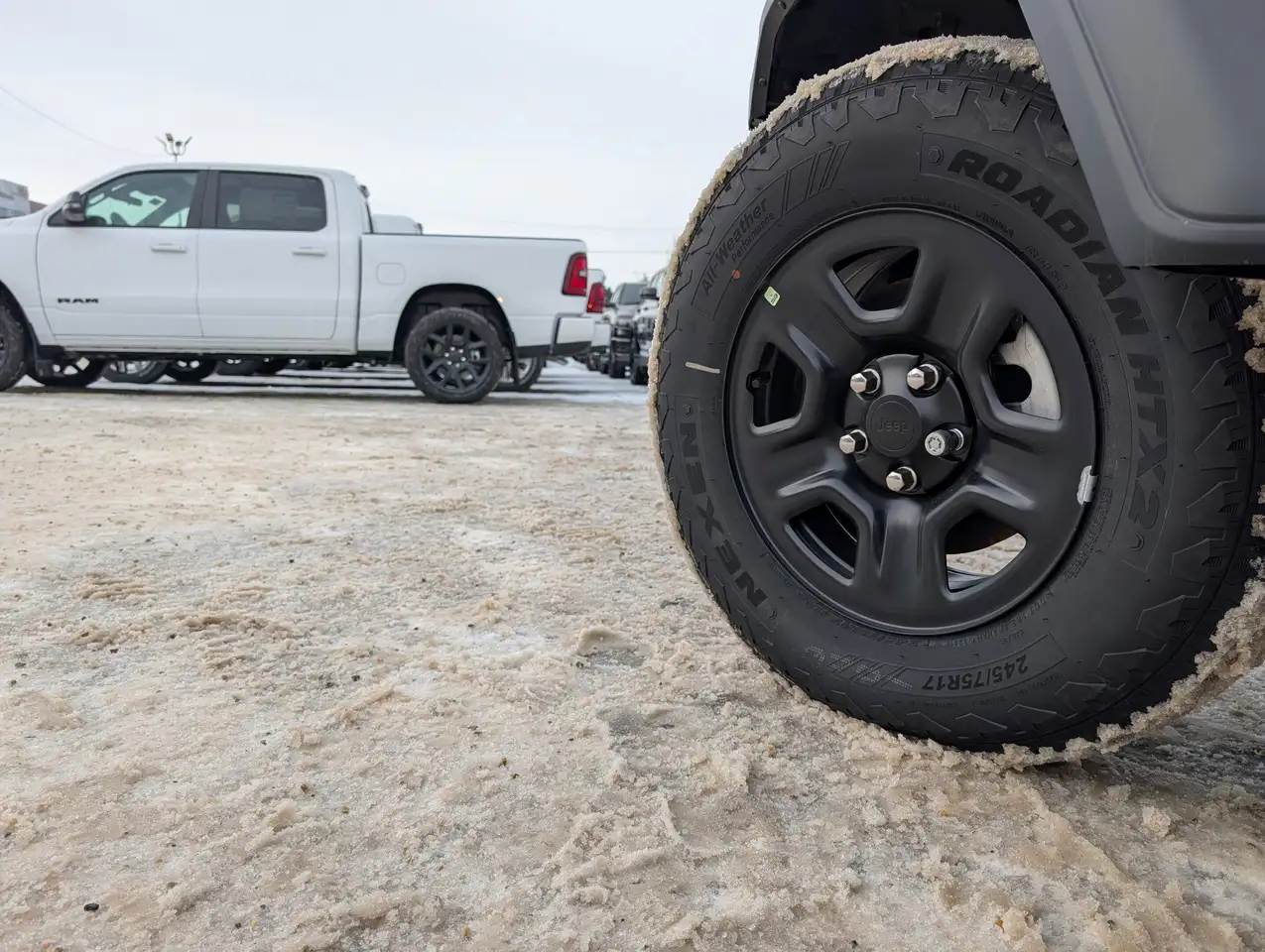 Jeep Wrangler снимка Jeep Wrangler