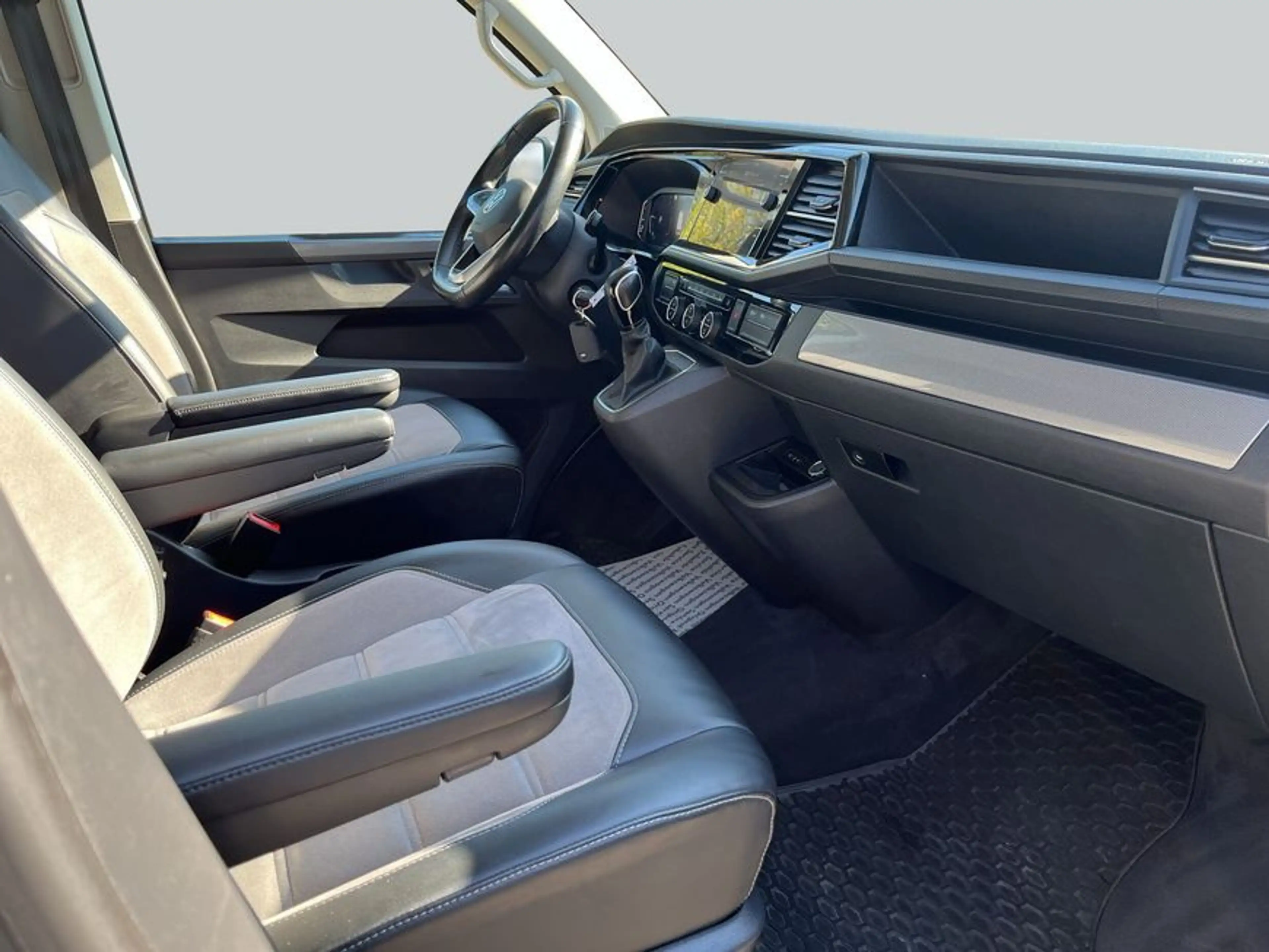 Volkswagen T6.1 Multivan T6.1 Multivan 2.0 TDI DSG, LED, Standh., AHK — photo 9