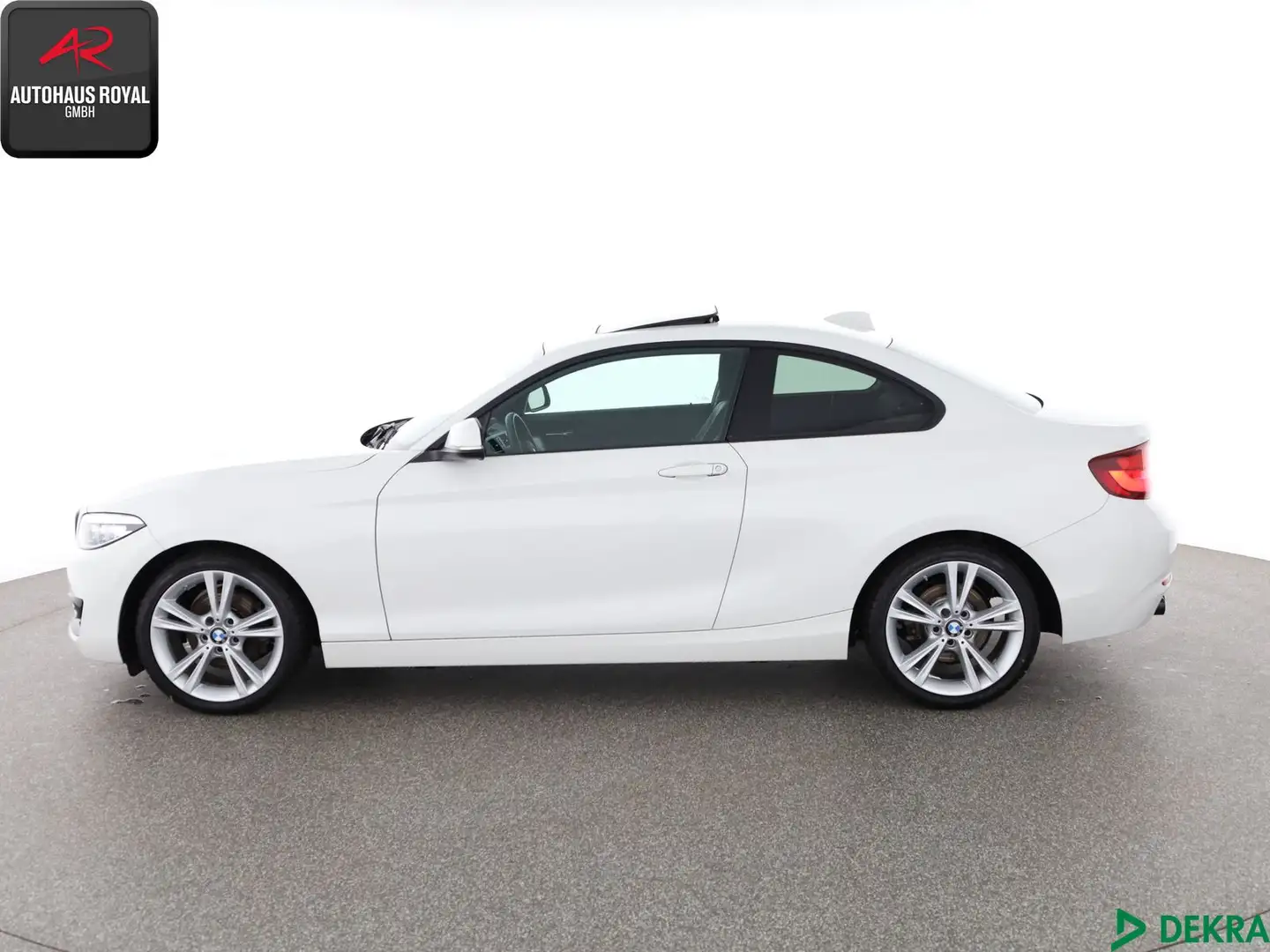 BMW 220 220 i Coupe SPORT LINE SCHIEBEDAH,HIFI,AMBIENTE Bílá - 2