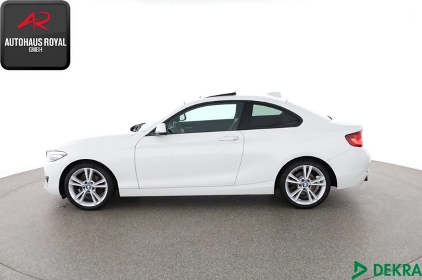 BMW 220 i Coupe SPORT LINE SCHIEBEDAH,HIFI,AMBIENTE White - 2