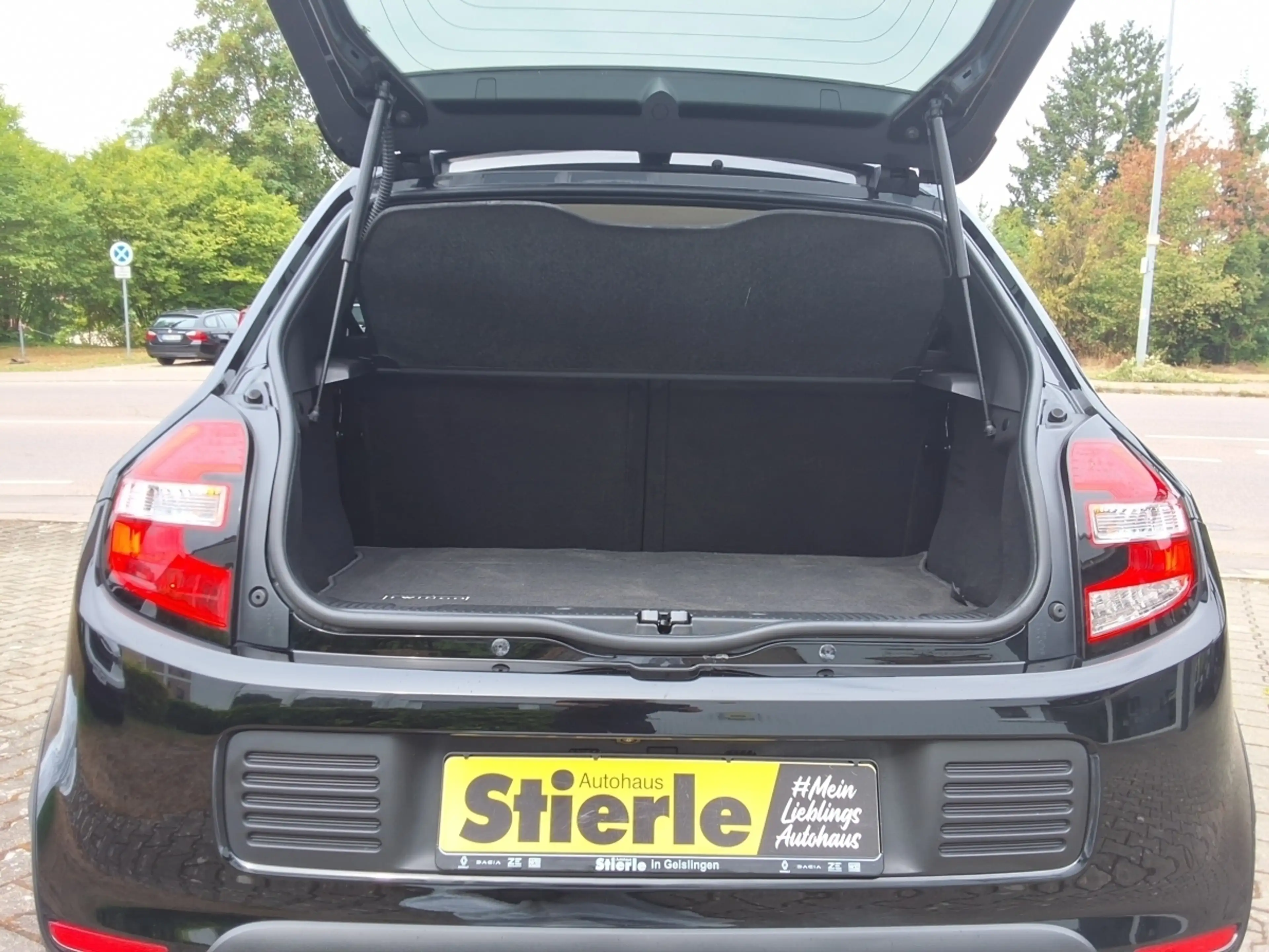 Renault Twingo 3 Luxe ENERGY TCe 90 E6  Intens ENERGY — photo 13