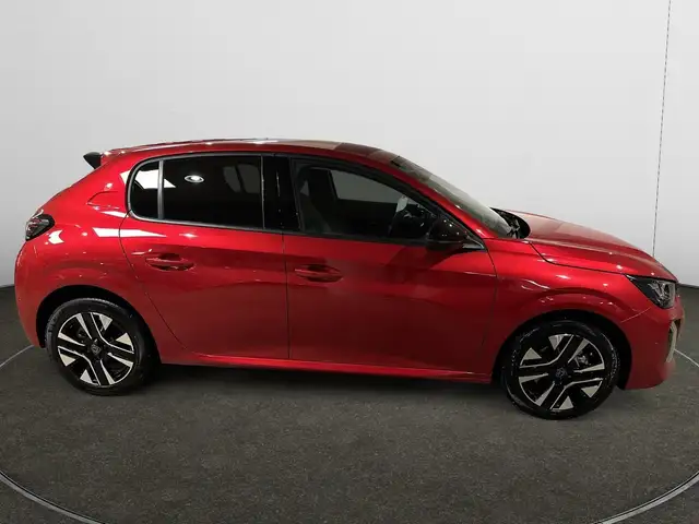 Peugeot 208 view 3