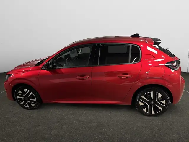 Peugeot 208 view 4