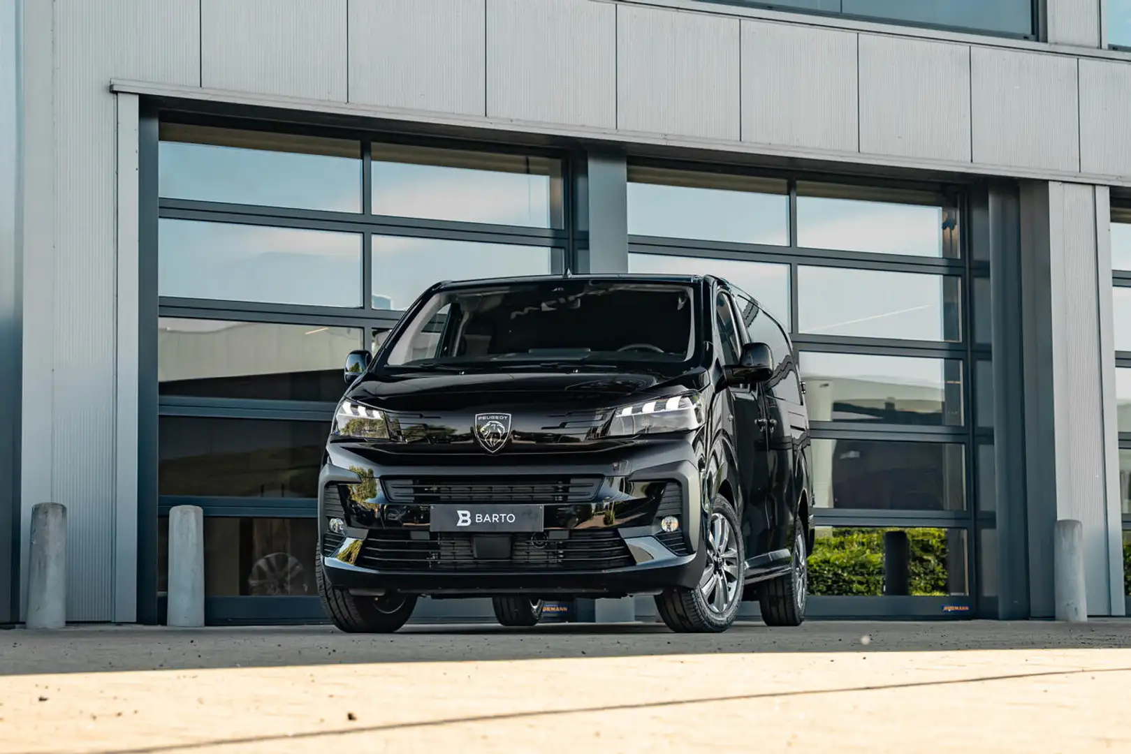 Peugeot Expert DC 180 PK | AT | 5-zit | Zetelverw. | LED | Cam... Noir - 1