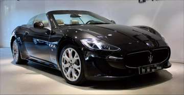 GranCabrio 4.7 V8 460 MC A