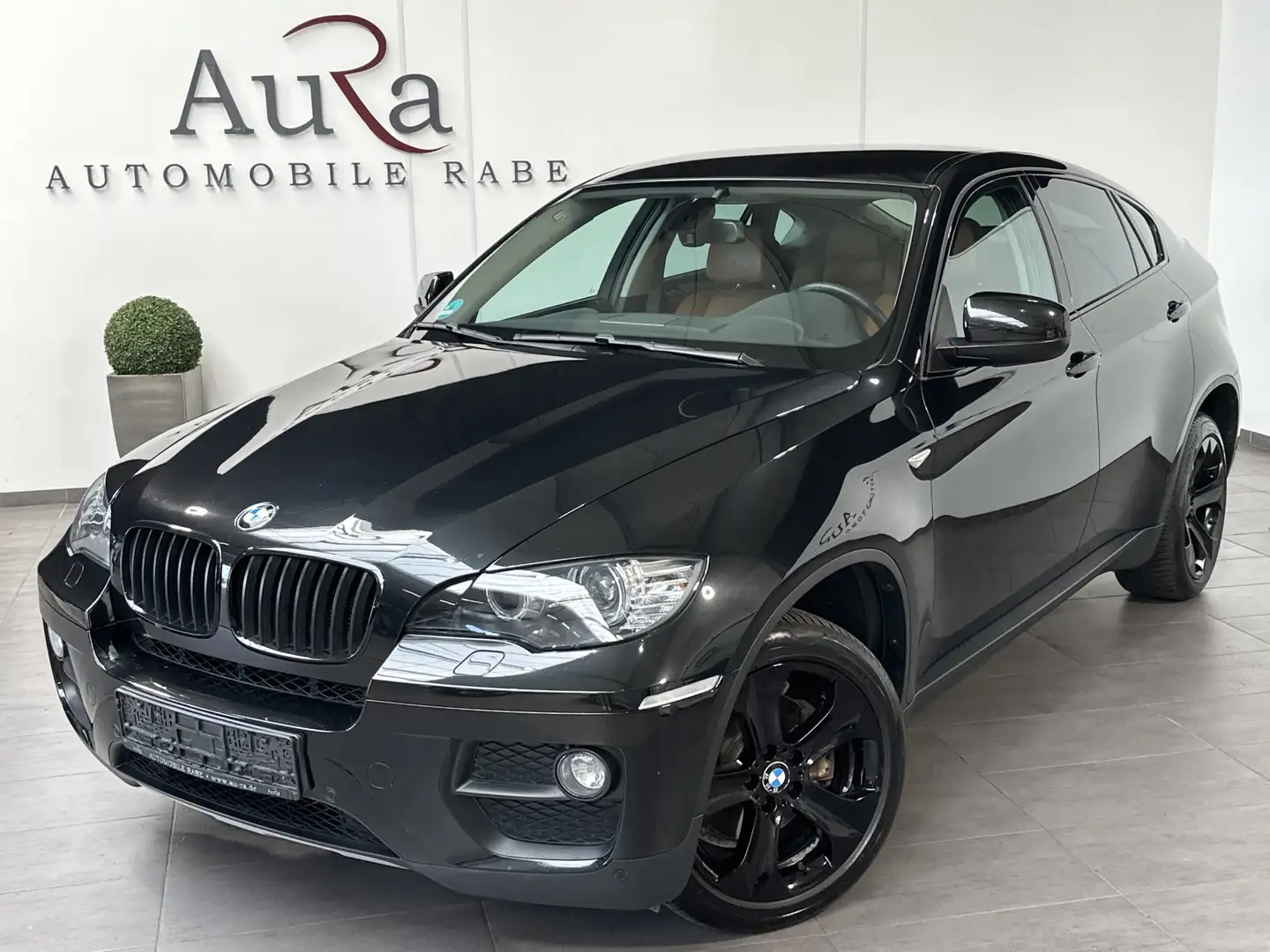 BMW X6 xDrive30d NAV+XEN+AHK+19ZOLL+MEMORY+3HD+SHZ Zwart - 1