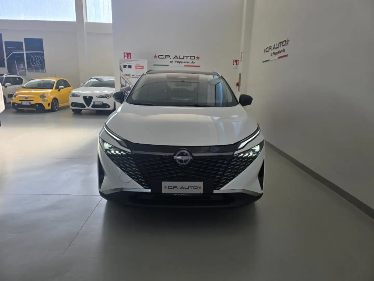 Nissan Qashqai MHEV 158 CV Xtronic N-Connecta Bianco - 2