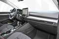 Volkswagen Golf VIII 1.5 TSI Style Schwarz - thumbnail 10