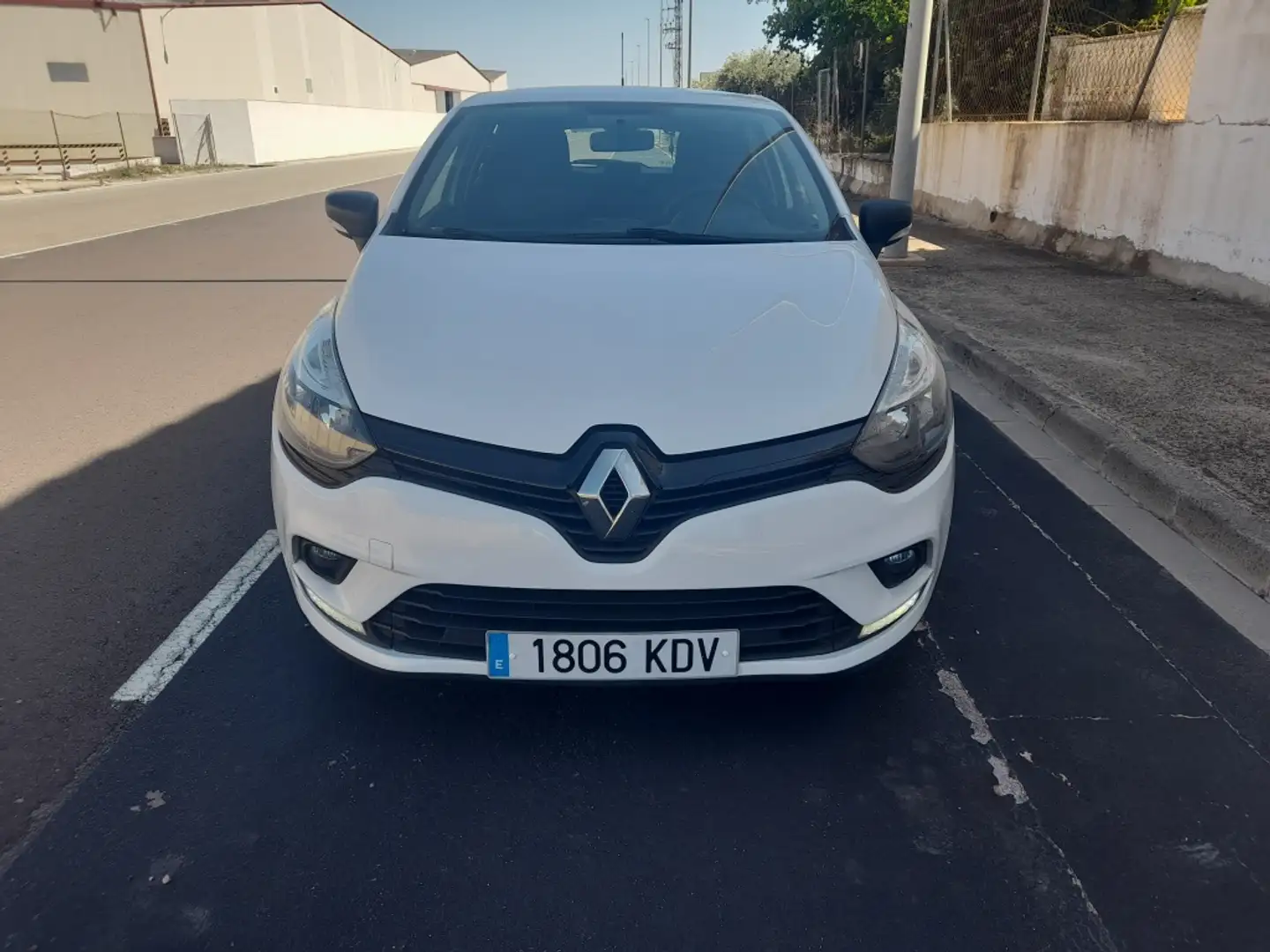 Renault Clio 1.5dCi eco2 Energy Business 75 Wit - 2