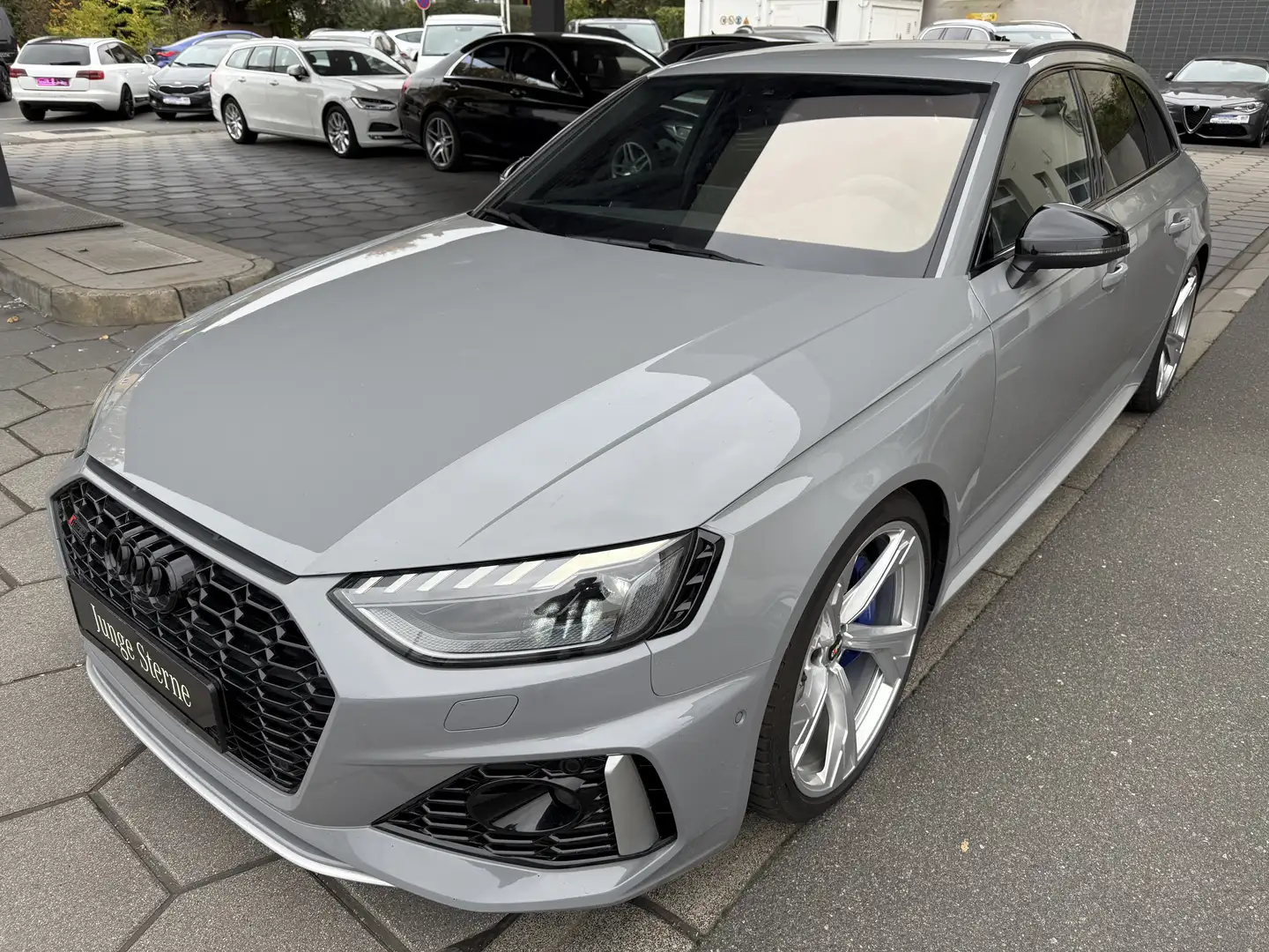 Audi RS4 quattro 1.Hand Matrix Competition "20 Gris - 1