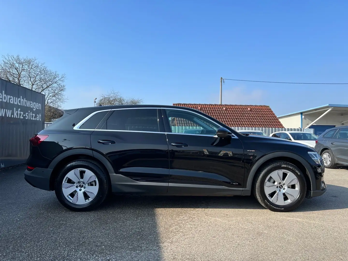 Audi e-tron 50 quattro Schwarz - 2