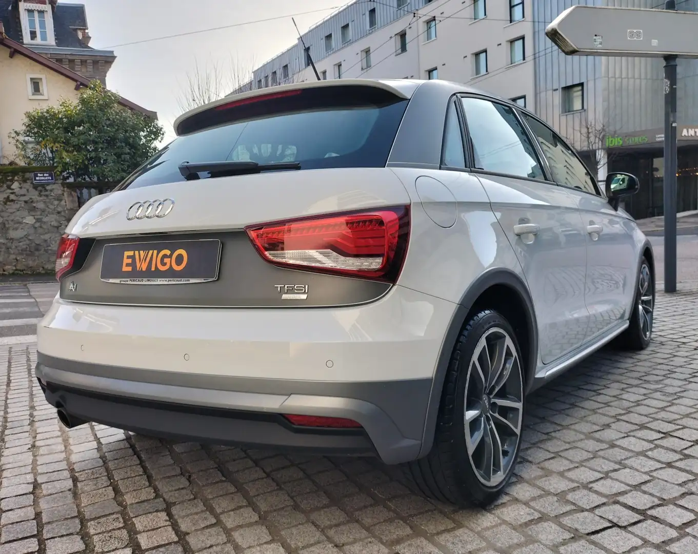 Audi A1 SPORTBACK 1.0 TFSI 95 ULTRA - 2