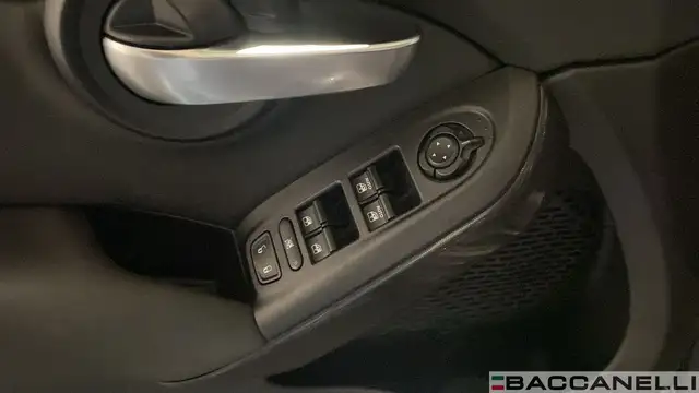 Fiat 500x view 23
