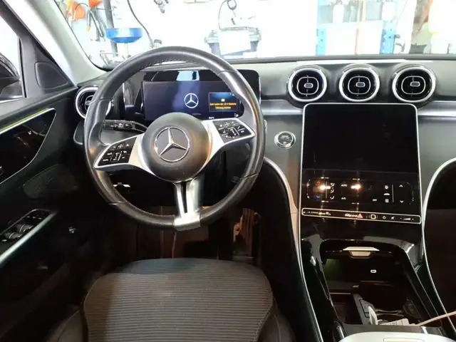 Mercedes-Benz C-Class view 7