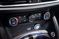 Alfa Romeo Stelvio Kamera/ACC/AUT/KeyLess/Navi/RFK/SHZ/PDC Schwarz - thumbnail 4