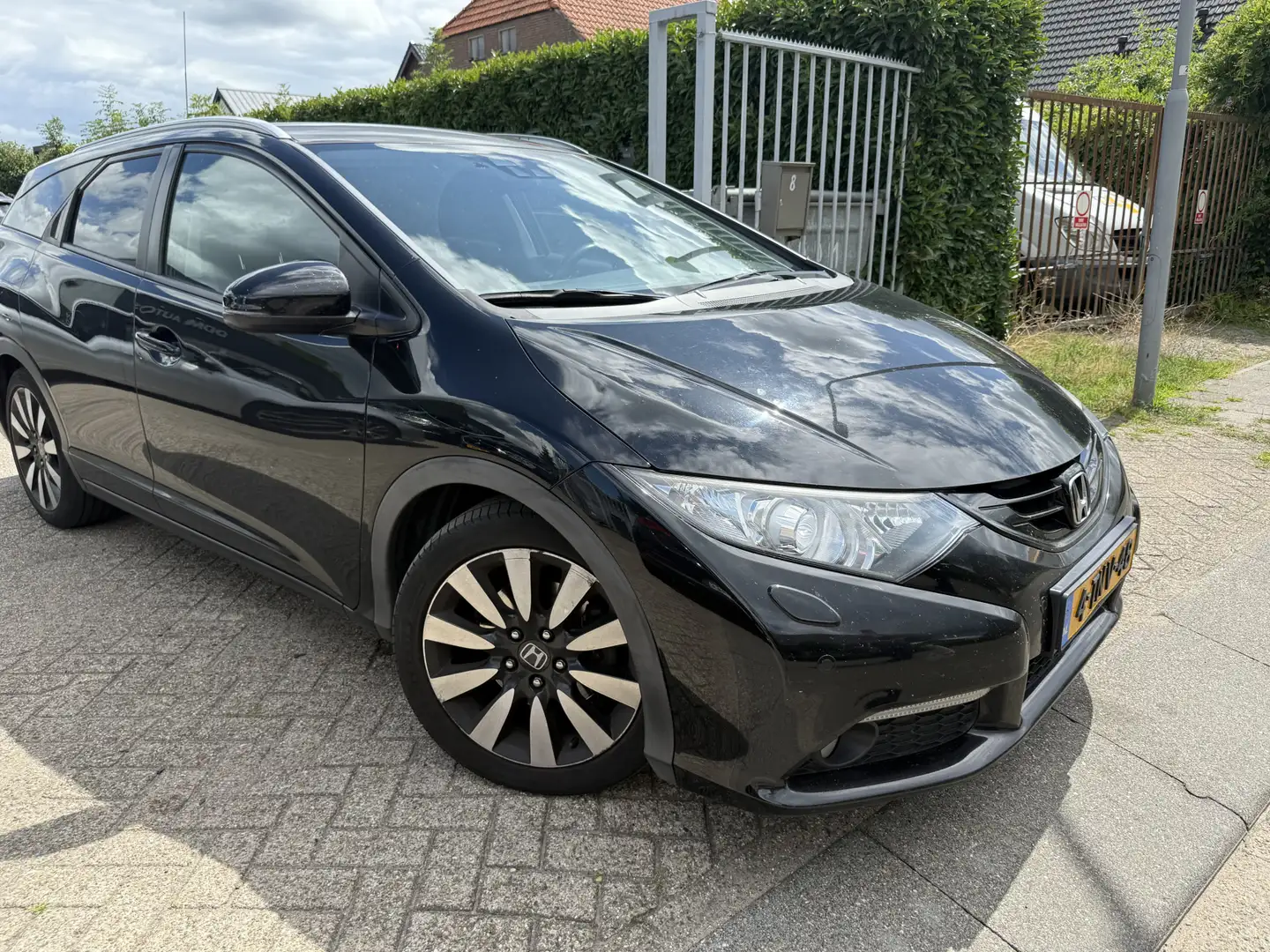 Honda Civic Tourer 1.6D Executive Schwarz - 2