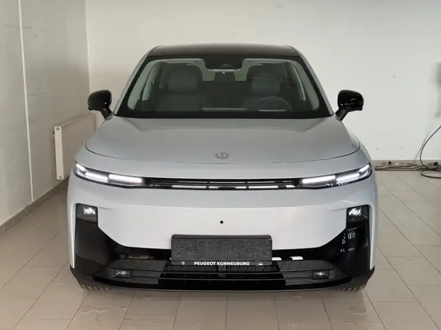 Leapmotor B10