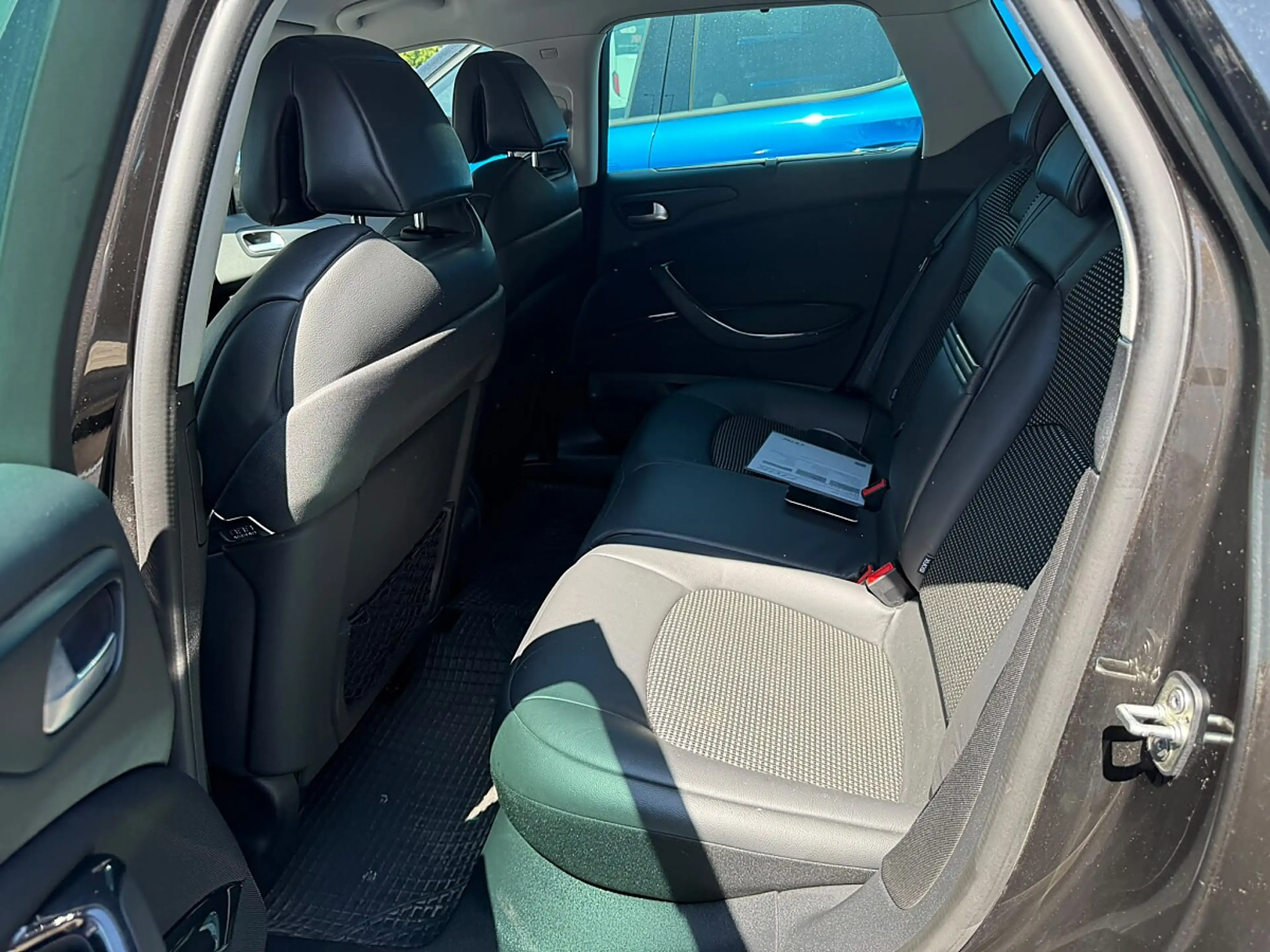 Citroen C5 Tourer BlueHDi 180 EAT6 Exclusive (G2867) — photo 11