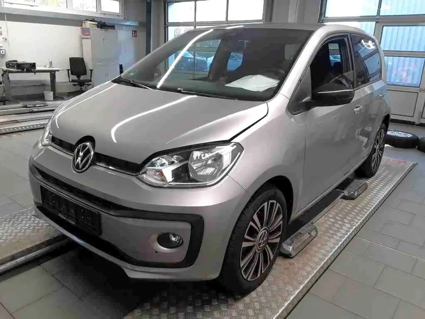 Volkswagen up! ECO UP! ACTIVE PLUS KAMERA+SITZHZG+GRA+AC-AUTOM+16 Silber - 2