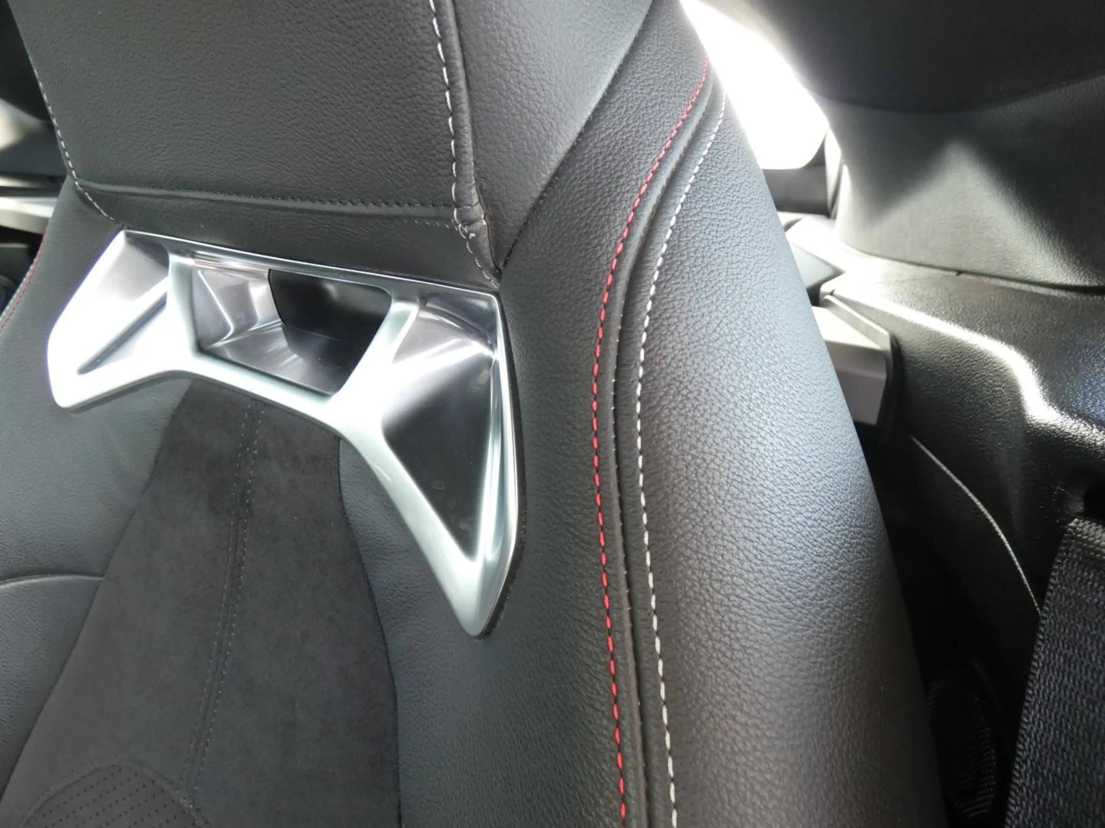 Toyota Supra GR 3.0 Turbo Automaat Sport +Dodehoek +Sensoren +Camera +Zetelverwarming +Leder/Alcantara +Stoelmemory +GPS — photo 10