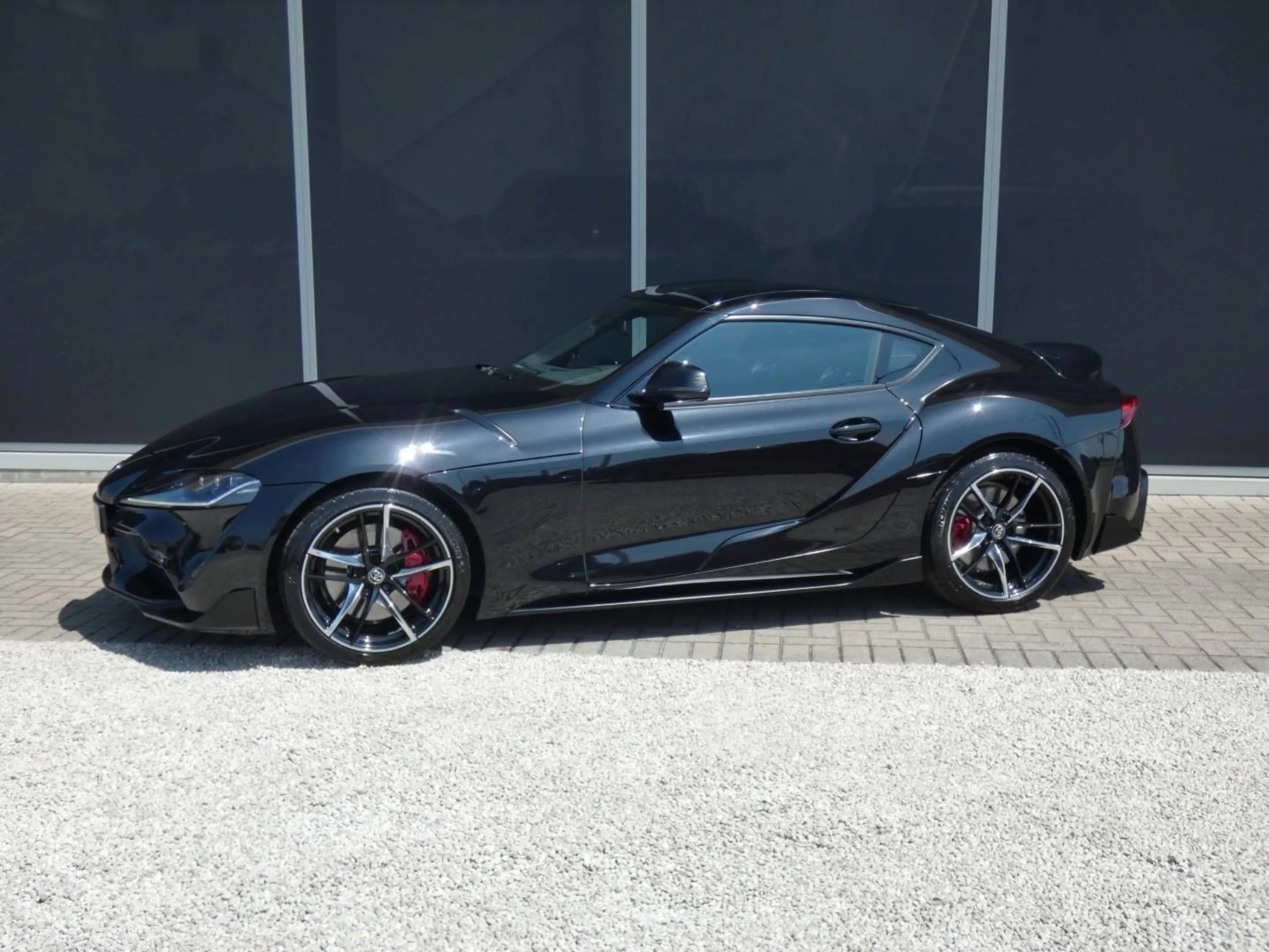 Toyota Supra GR 3.0 Turbo Automaat Sport +Dodehoek +Sensoren +Camera +Zetelverwarming +Leder/Alcantara +Stoelmemory +GPS — photo 6