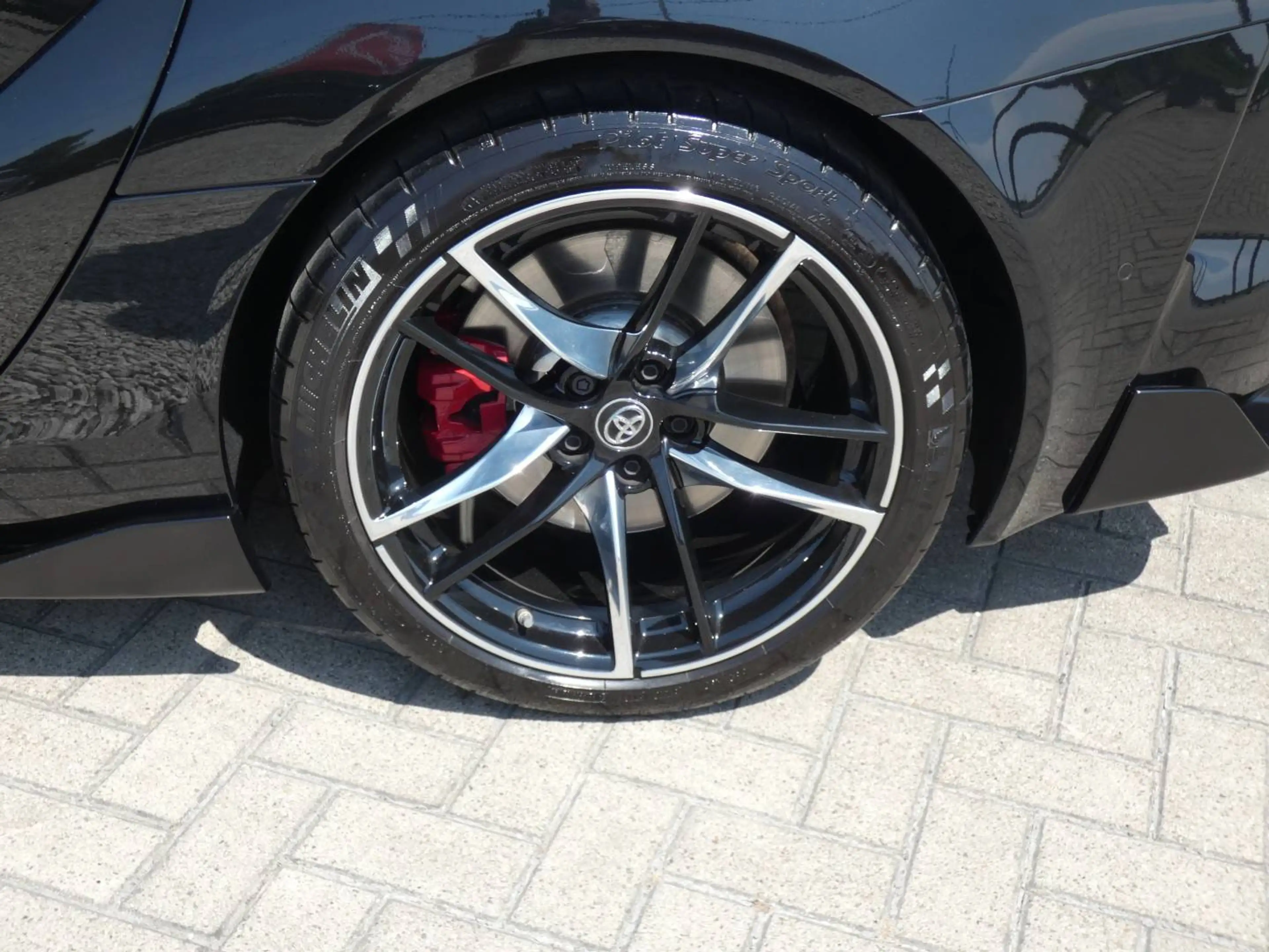Toyota Supra GR 3.0 Turbo Automaat Sport +Dodehoek +Sensoren +Camera +Zetelverwarming +Leder/Alcantara +Stoelmemory +GPS — photo 5