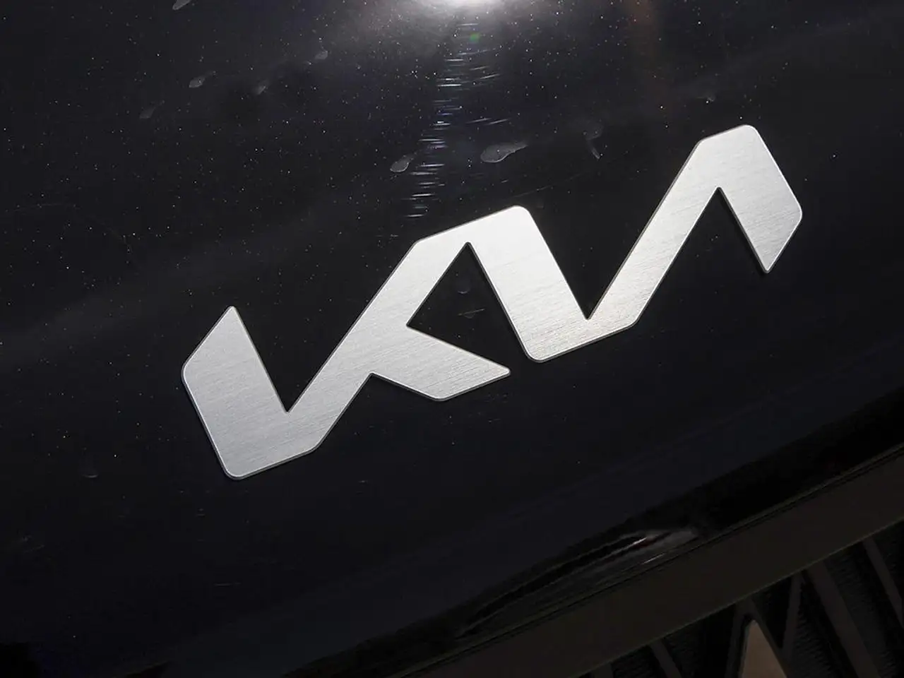 Kia Carnival снимка Kia Carnival