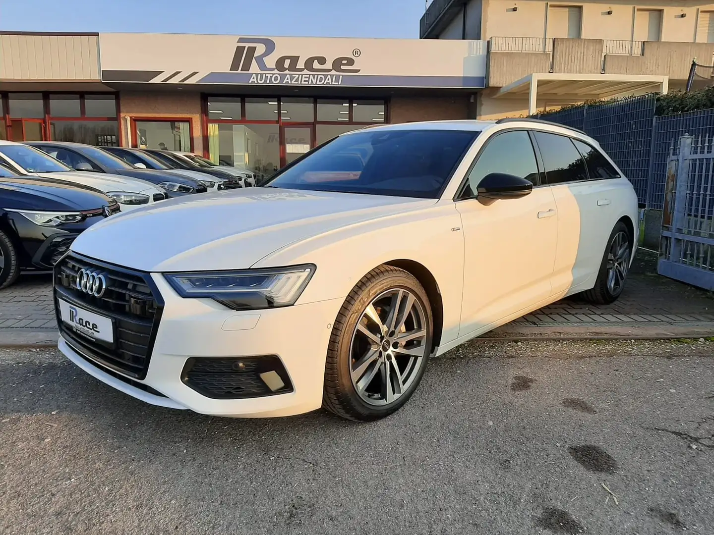 Audi A6 Avant DISP. VARI COLORI E ALLISTIMENTI Weiß - 1