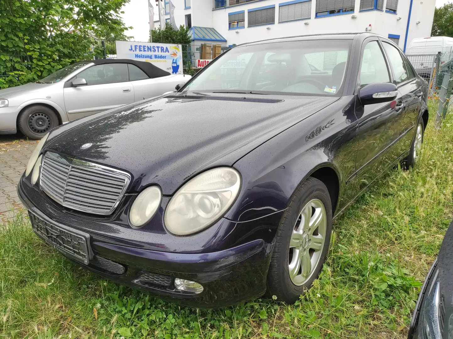 Mercedes-Benz E 240 AUTOMATIK TÜV 09-25 KLIMA ALU NAVI TEMP ESP CD Bleu - 2