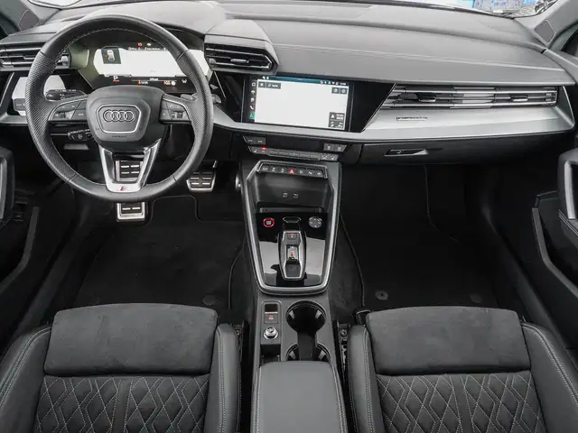Audi S3 view 10