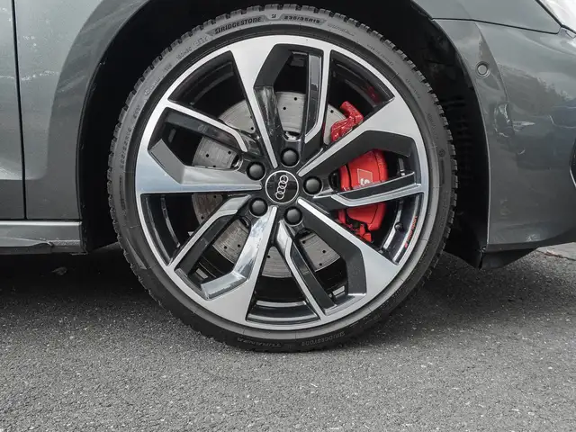 Audi S3 view 7
