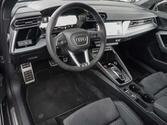 Audi S3 view 9