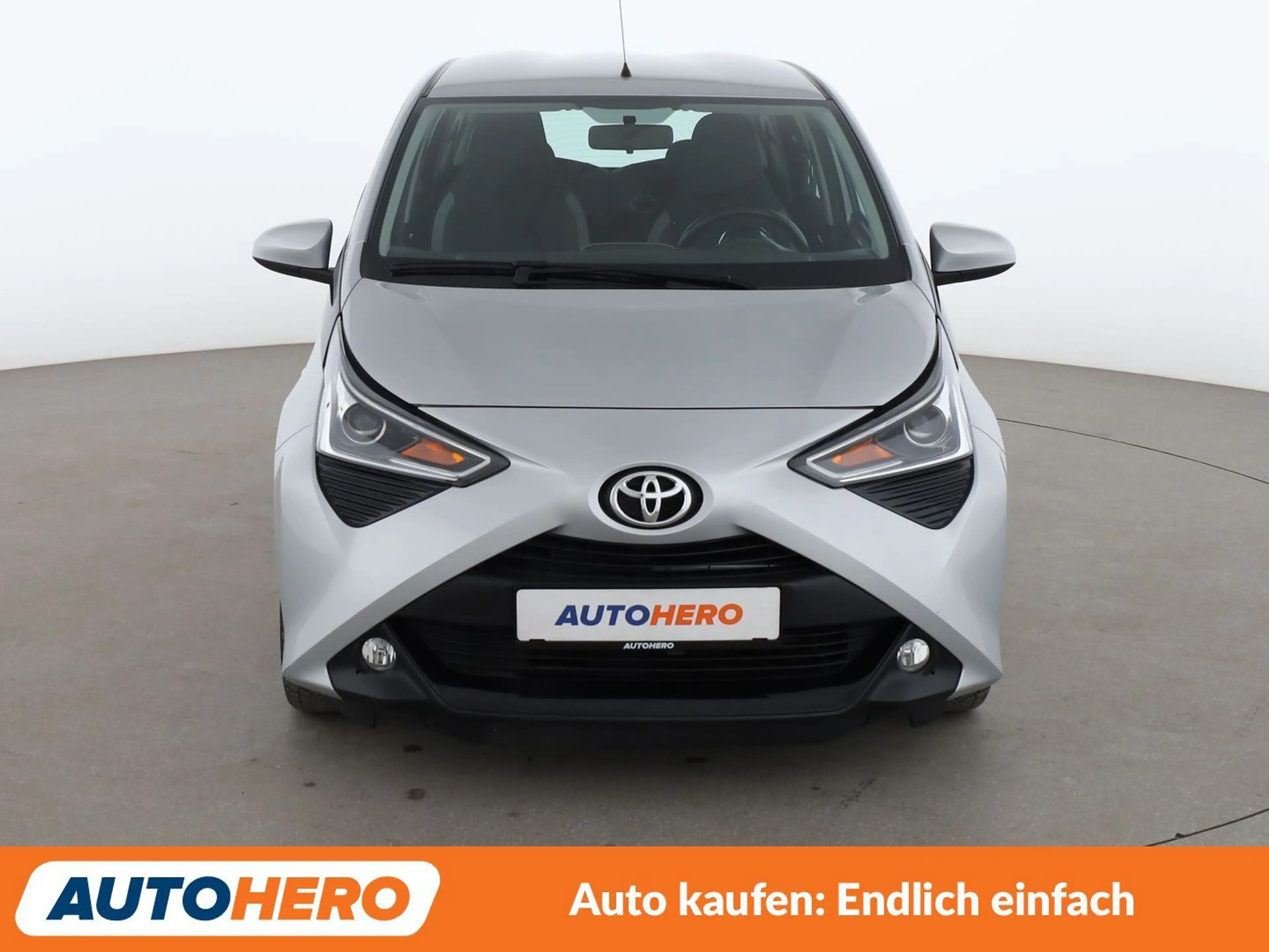 Toyota Aygo 1.0 VVT-i X-Play Connect Aut.*CAM*ALU*KLIMA* — photo 9