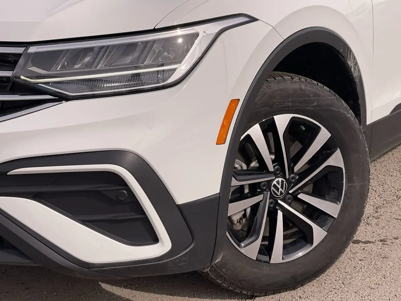 Volkswagen Tiguan снимка Volkswagen Tiguan
