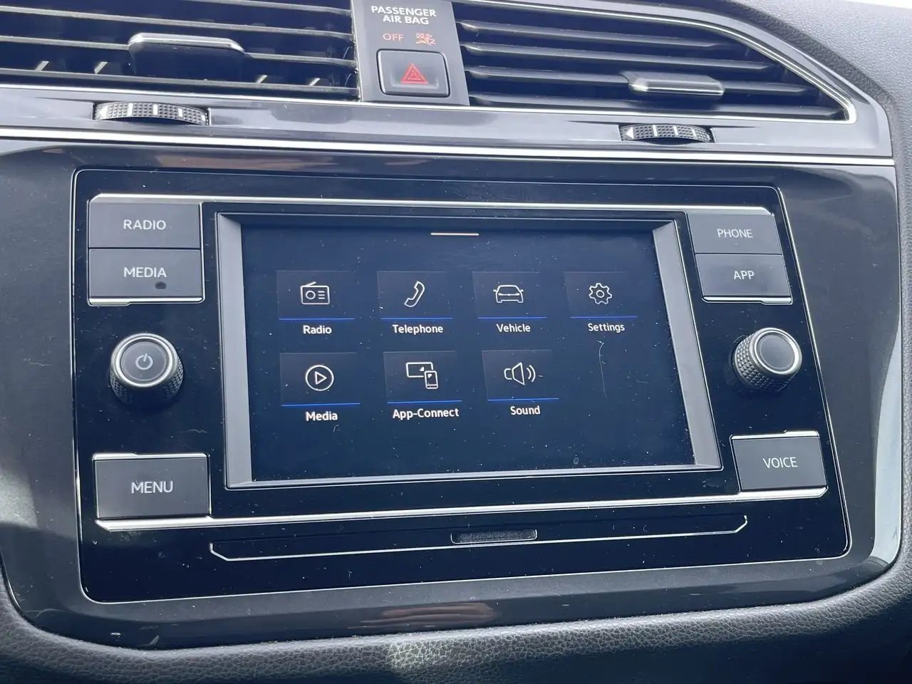 Volkswagen Tiguan снимка Volkswagen Tiguan