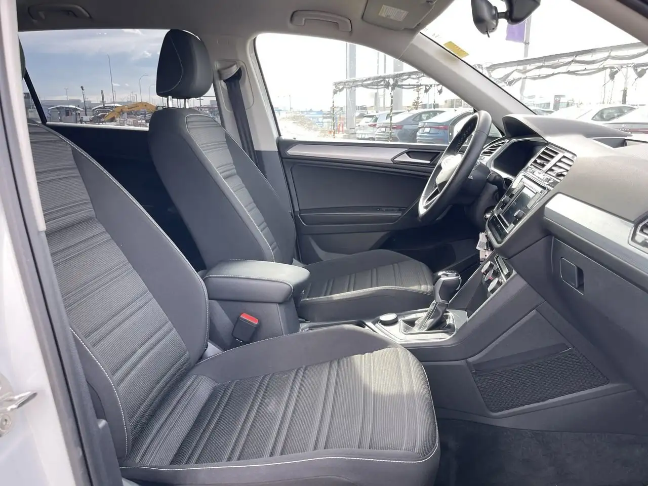Volkswagen Tiguan снимка Volkswagen Tiguan