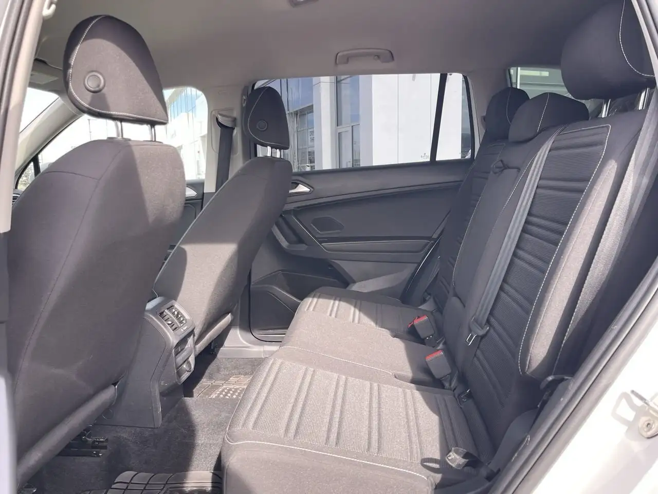 Volkswagen Tiguan снимка Volkswagen Tiguan