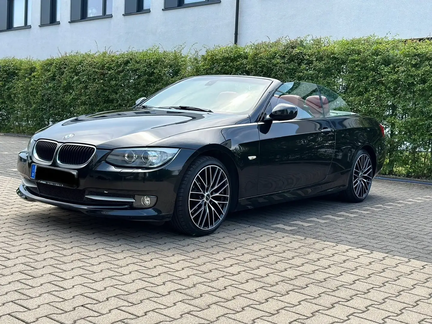 BMW 320 320i Cabrio Aut. Edition Exclusive Schwarz - 2
