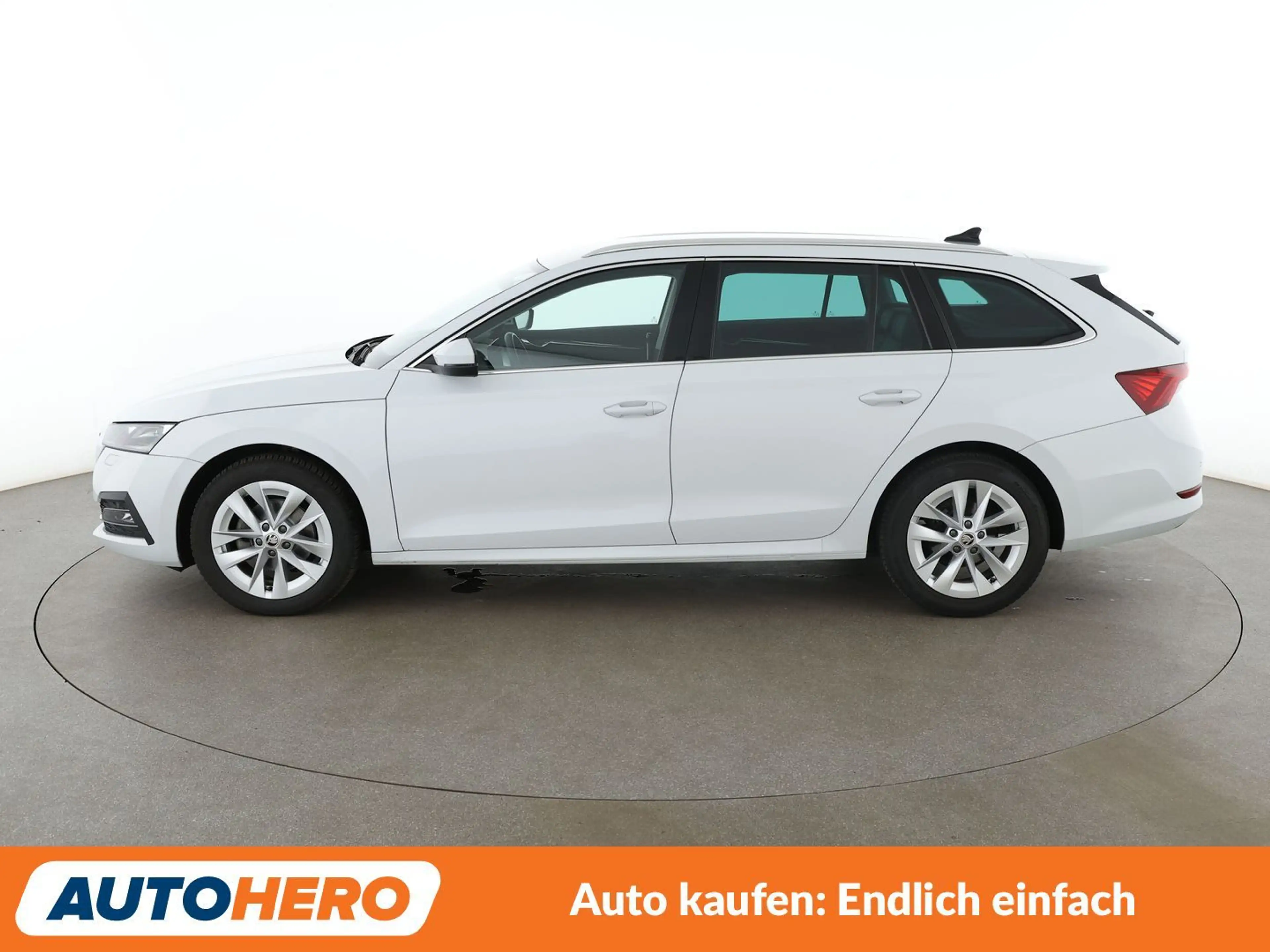 Skoda Octavia 2.0 TDI Style Aut.*NAVI*LED*PDC*SHZ*LHZ*ACC* — photo 3