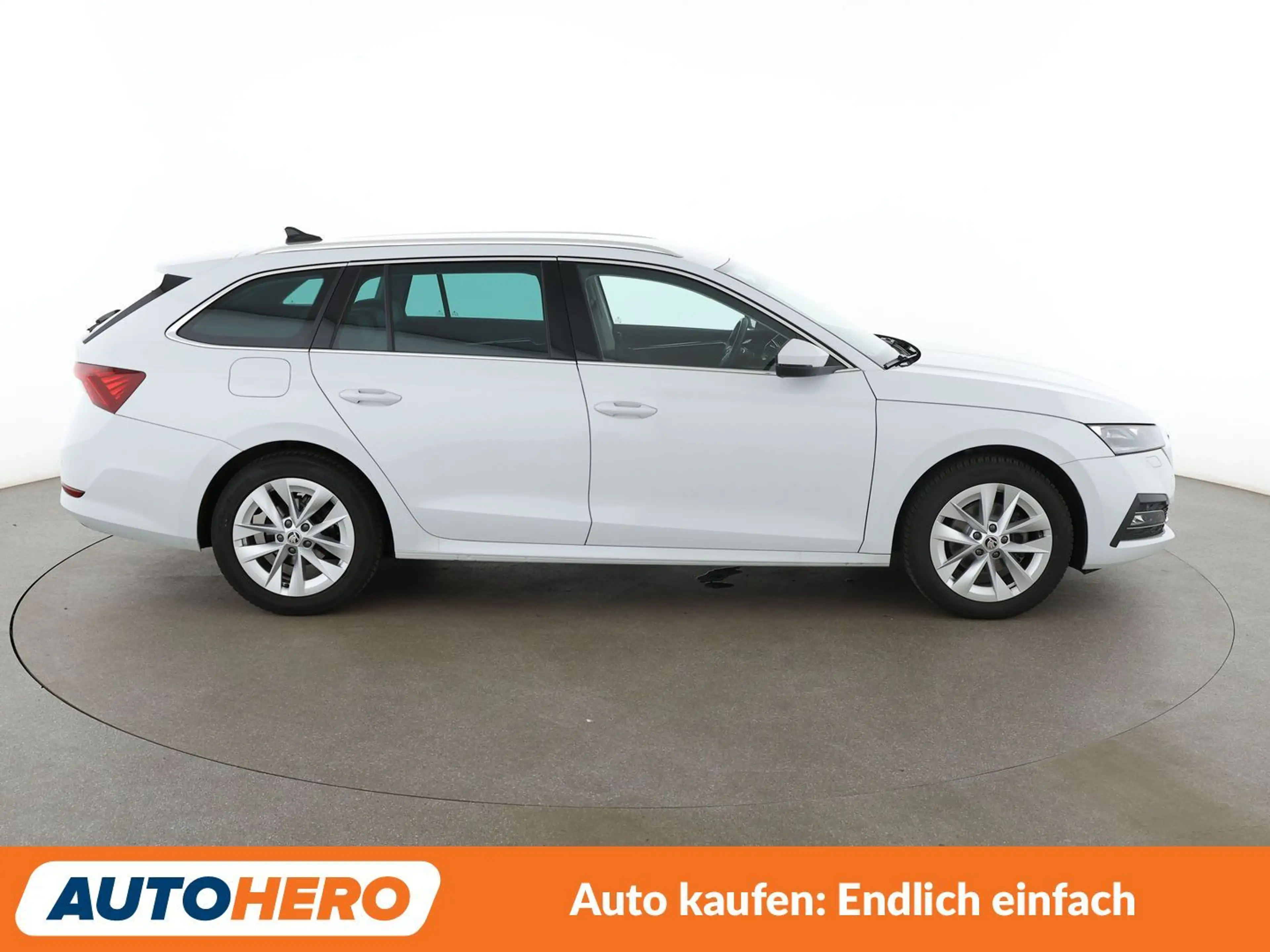 Skoda Octavia 2.0 TDI Style Aut.*NAVI*LED*PDC*SHZ*LHZ*ACC* — photo 7