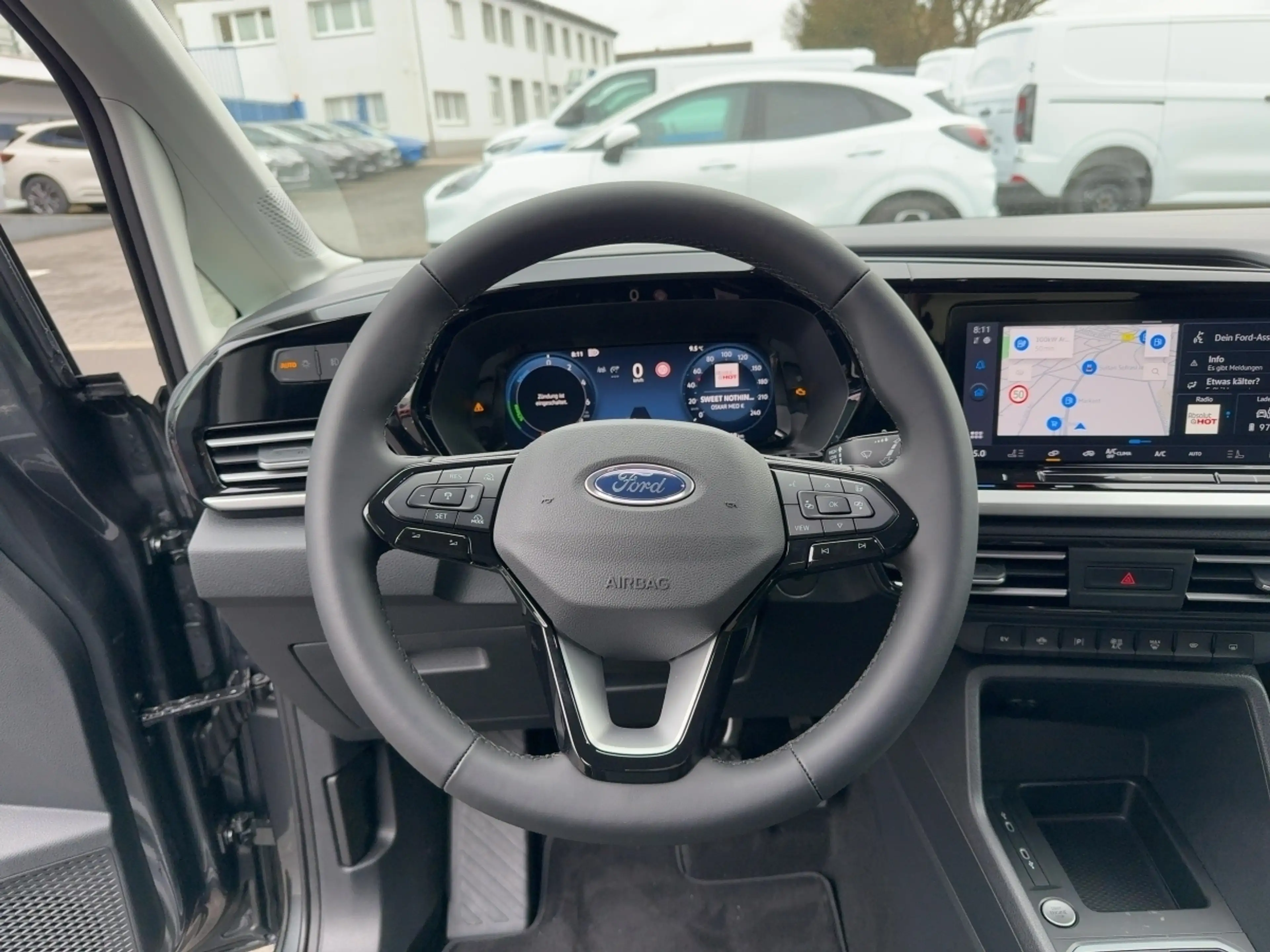 Ford Tourneo Connect Titanium 150PS PHEV FWD — photo 9